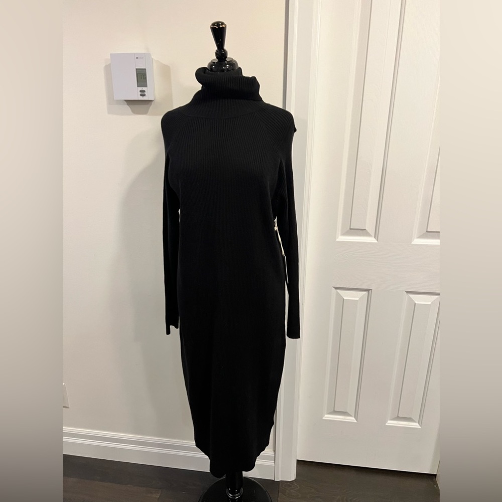 NWT JACKSON ROWE turtleneck long sleeve dress M *Made in Vancouver*